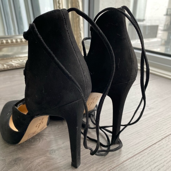 Jessica Simpson suede lace up pumps - Picture 6 of 7
